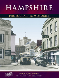 Cover image of Hampshire Photographic Memories